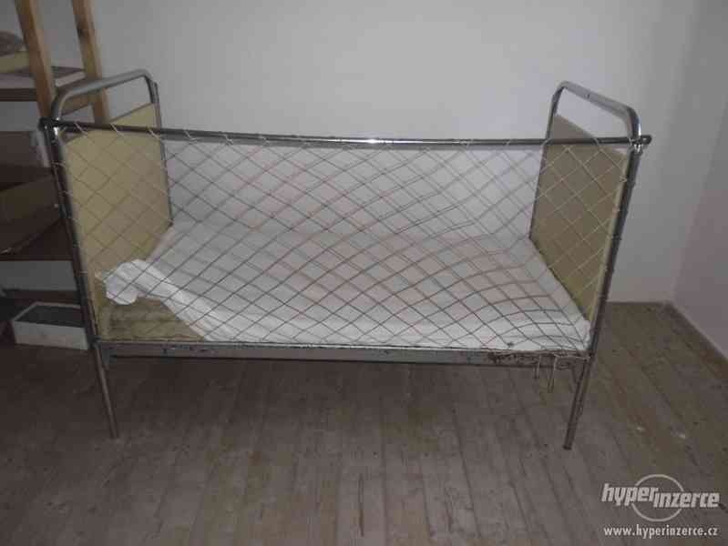 Dětská retro postýlka 60.léta