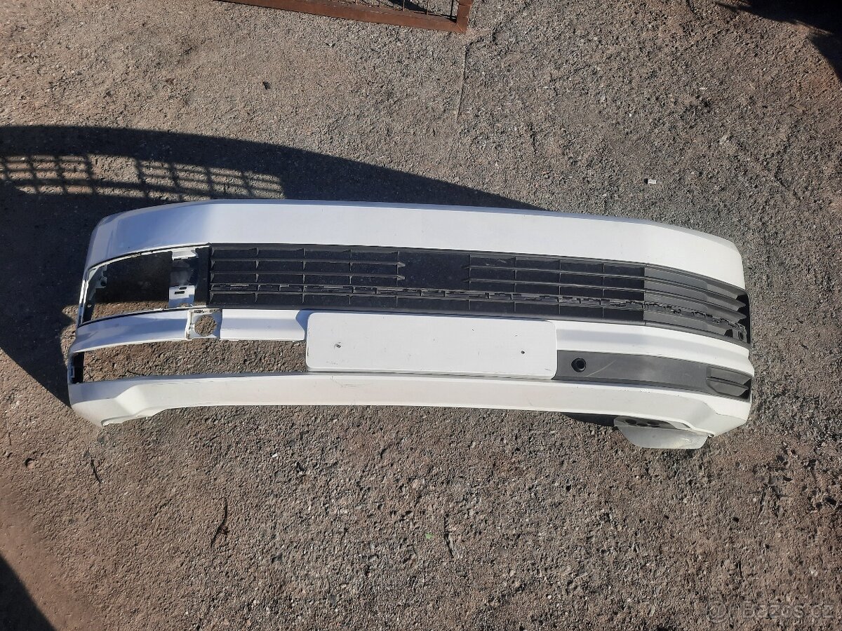vw T6 multivam - predni naraznik 7E5807221D
