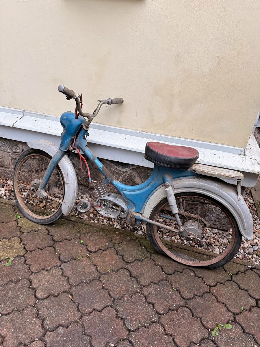 Moped Stadion S22