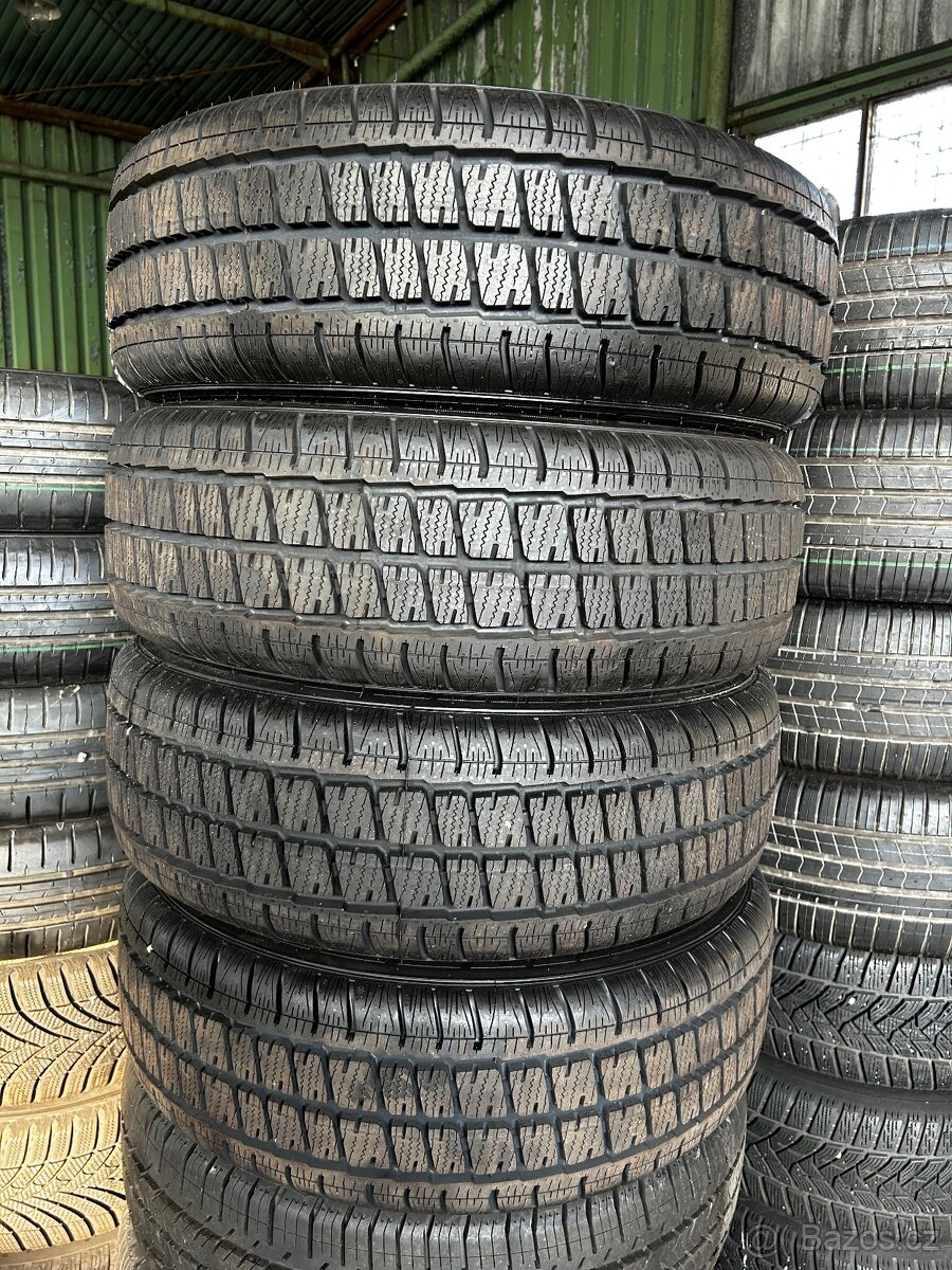 215/65/16c Dunlop letní pneu