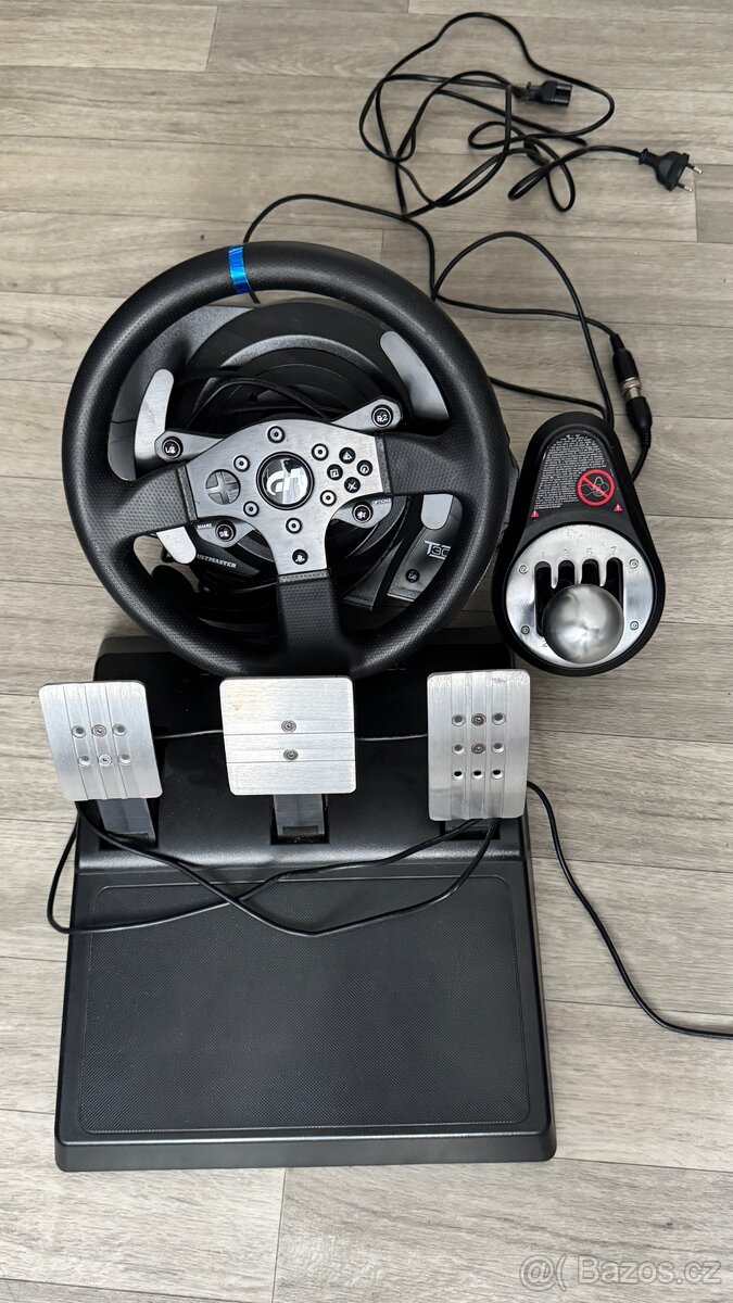 Thrustmaster T300 RS GT Edition + řadící páka TH8A