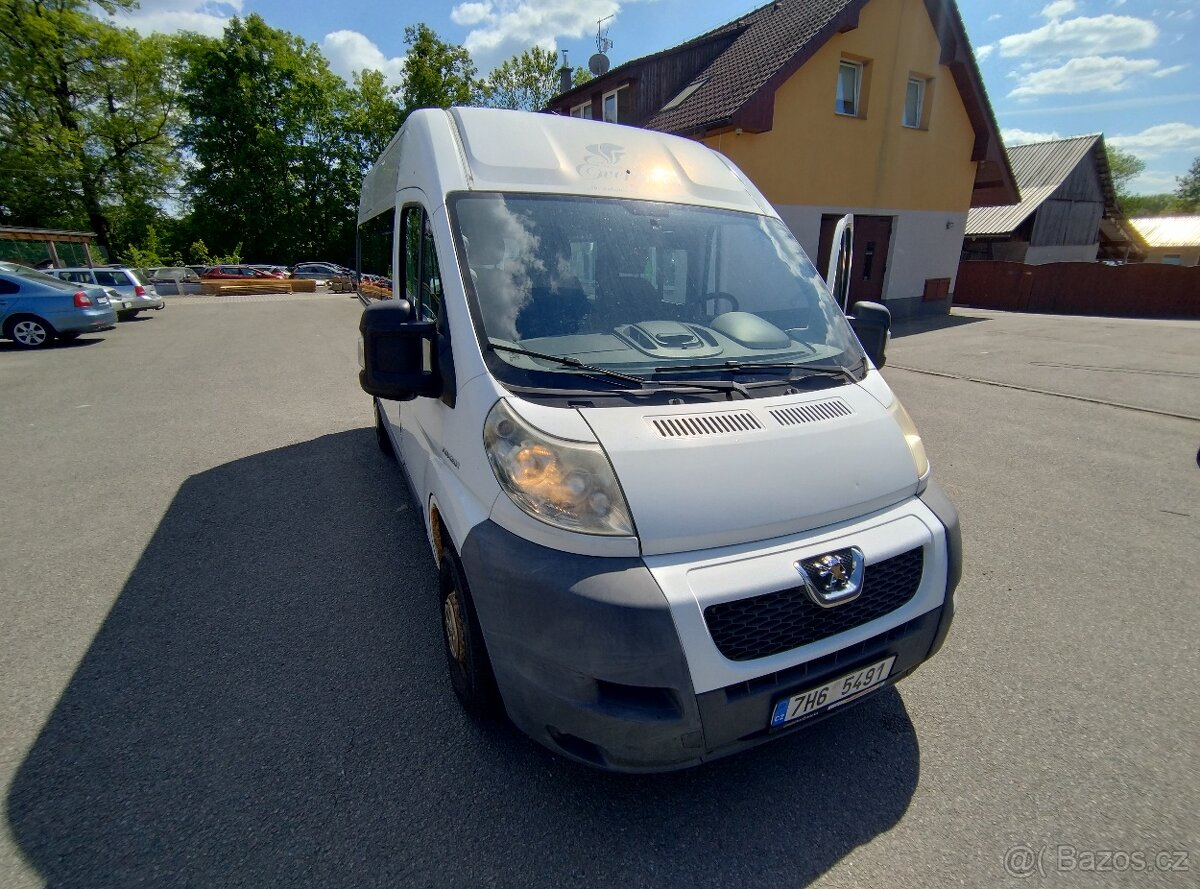 Peugeot Boxer L2H2 9 míst 2.2 HDI 88 kW - nízké Km