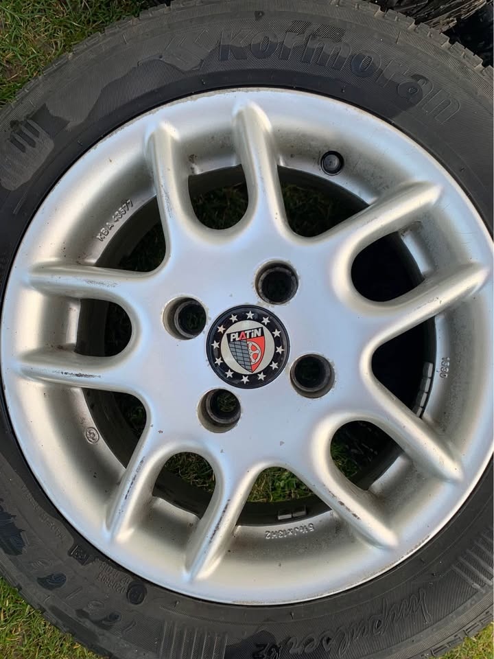 Alu disky s Pneu 165/65 R13