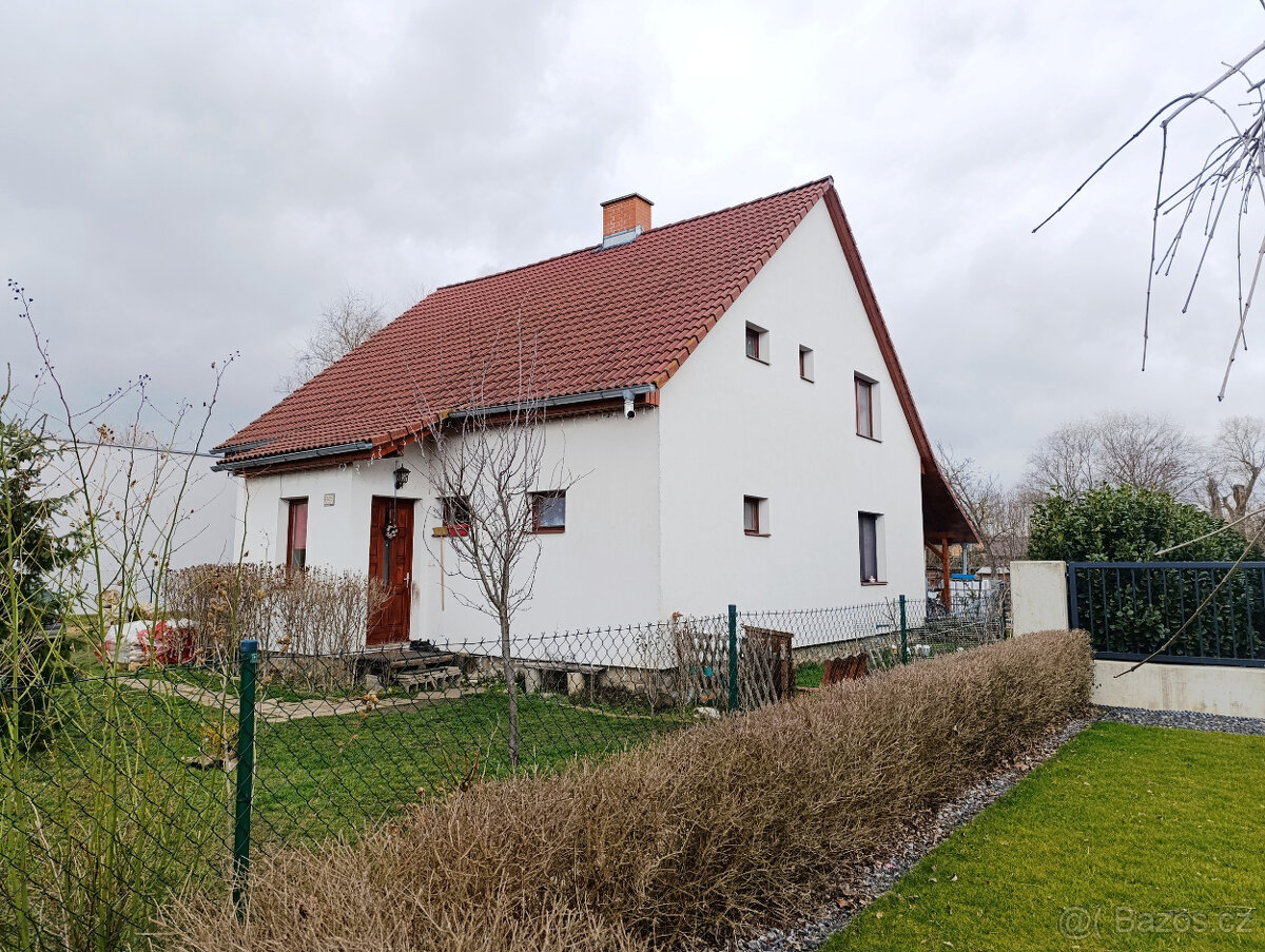 Prodej nového RD 5+1 se zahradou, Novosedly u Mikulova