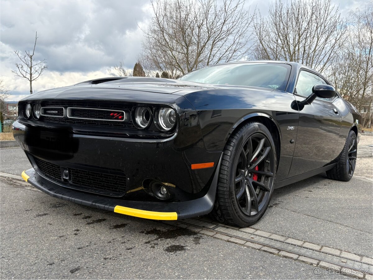 Dodge Challenger V8 5,7 R/T automat
