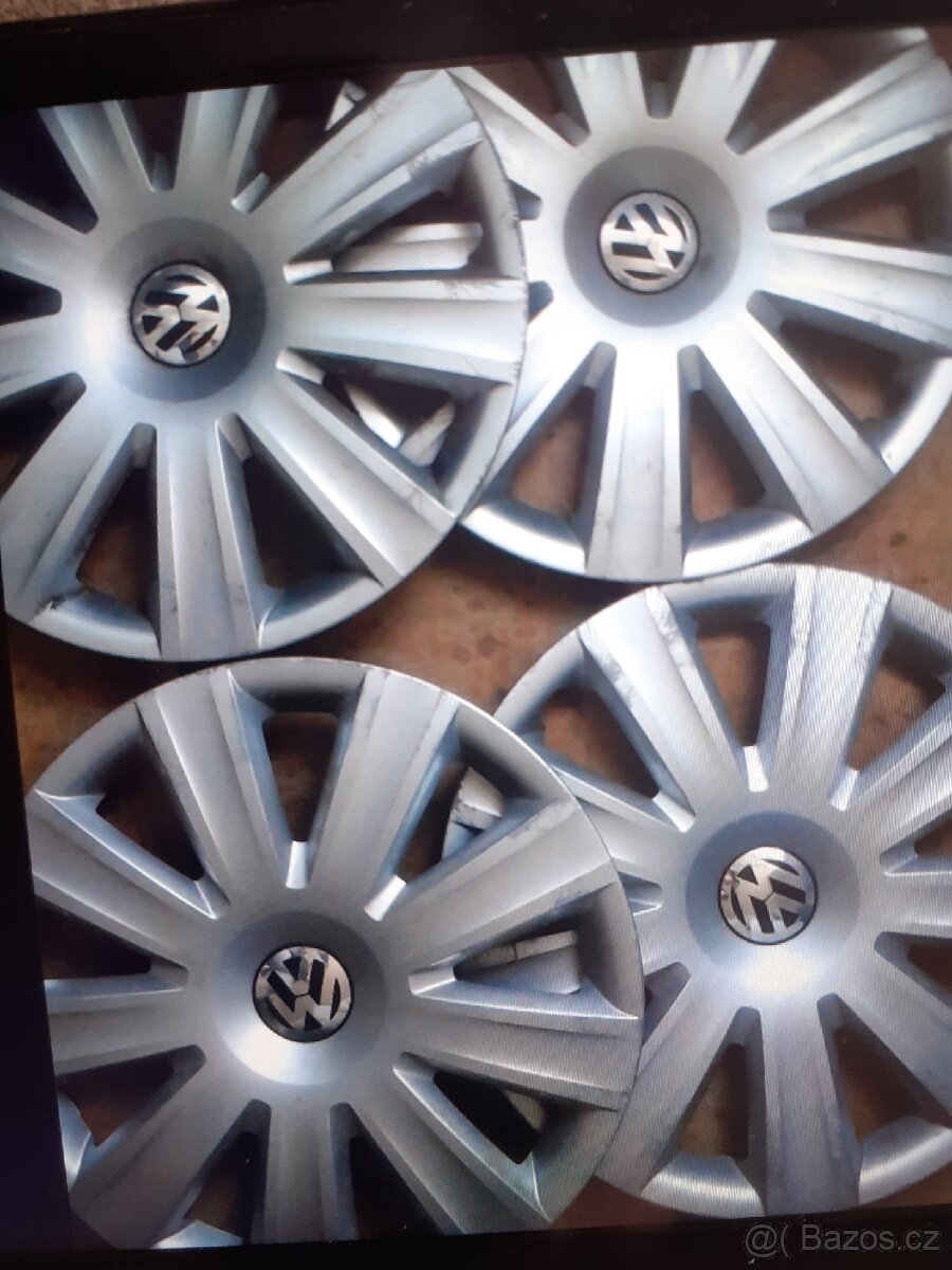 Koupim poklice VW 16"