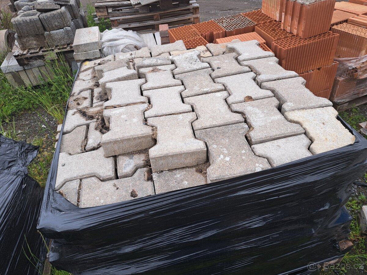 Betonová dlažba ÍČKO tl. 6 cm - ZAREZERVOVÁNO DO 31.5