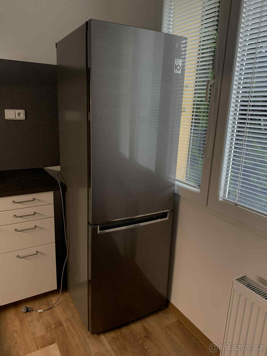 Lednice LG GBP61DSPGN