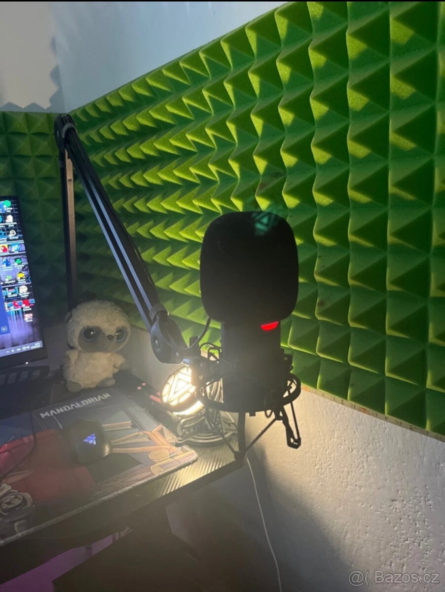 Mikrofon HyperX solocast + rameno