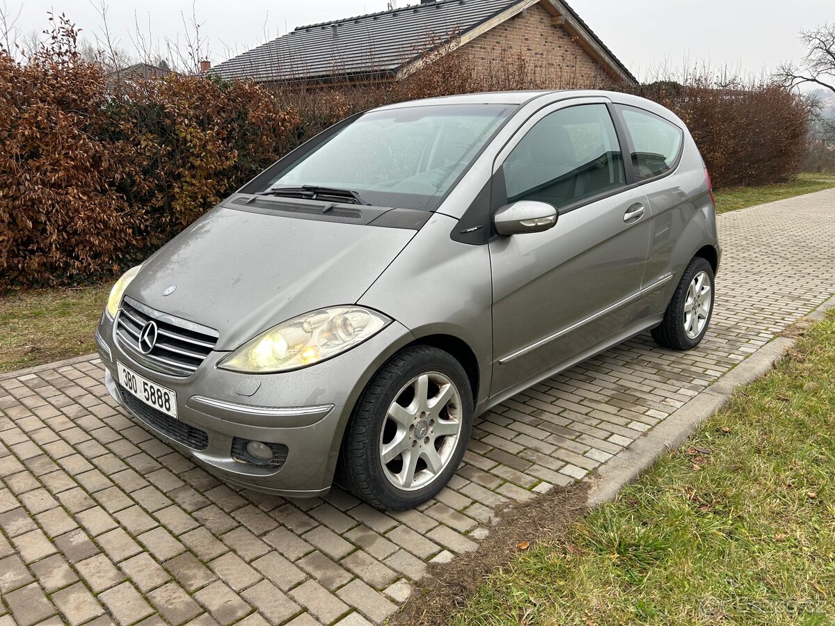 Mercedes Benz A 150 - 1.5 70kw, nová stk