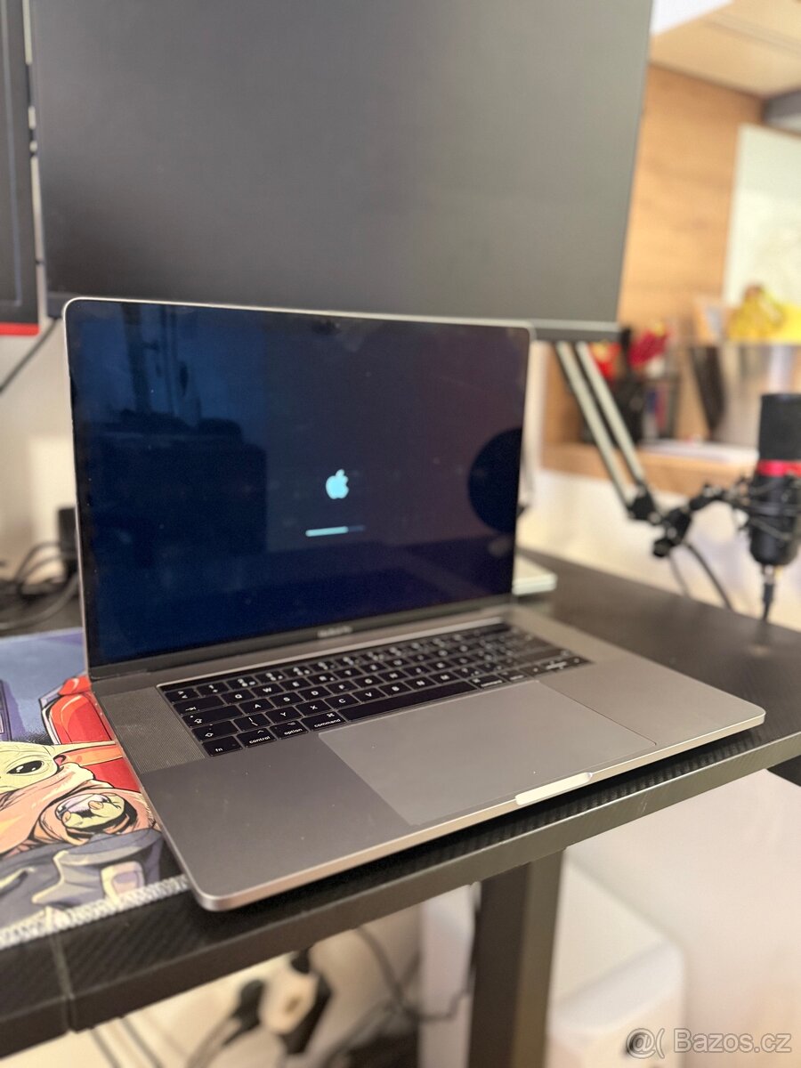 MacBook Pro 15″