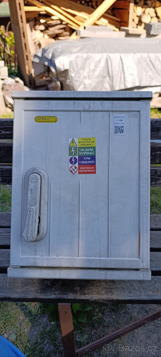 Elektroměrna skřín 1fáze 220V ČEZ