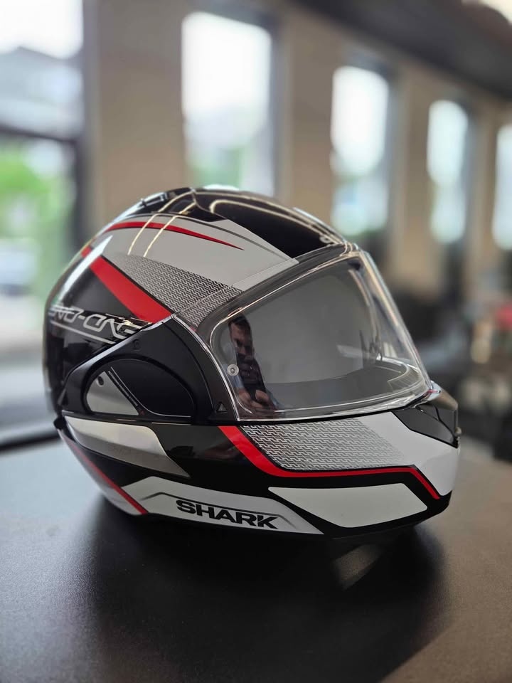 Moto Helma Shark Evo-One Astor + Interphone Active
