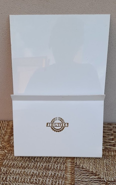 držák na dokumenty