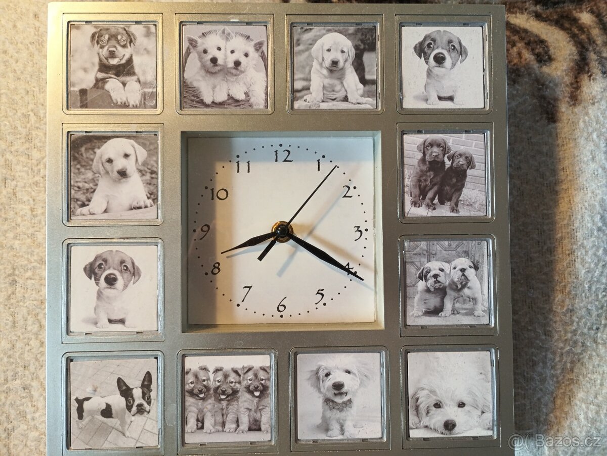Nástěnné hodiny s obrázky štěňat