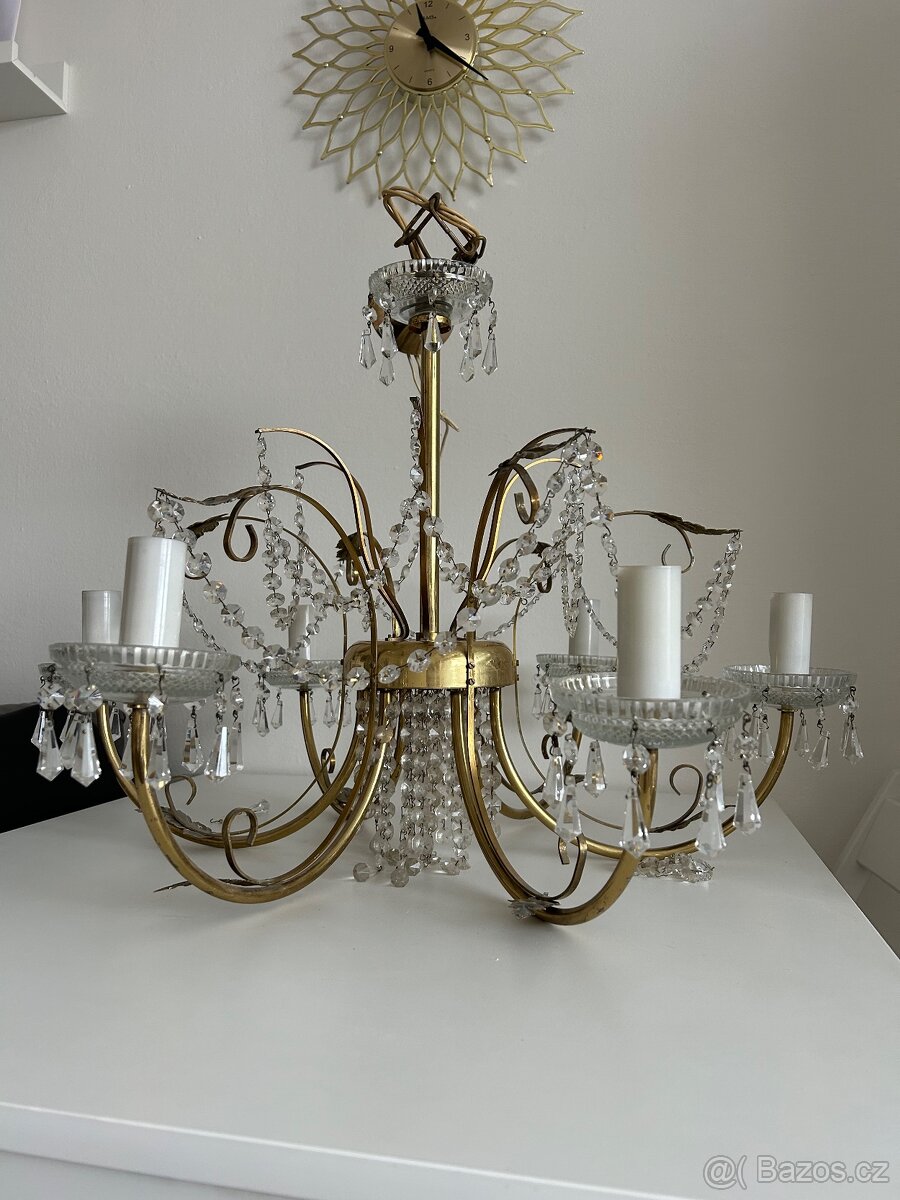 Křišťálový lustr