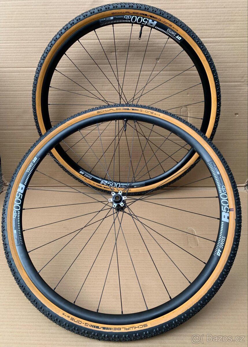 Kola DT SWISS Disc, NOVATEC 411+412 SP + SCHWALBE G-ONE 40mm