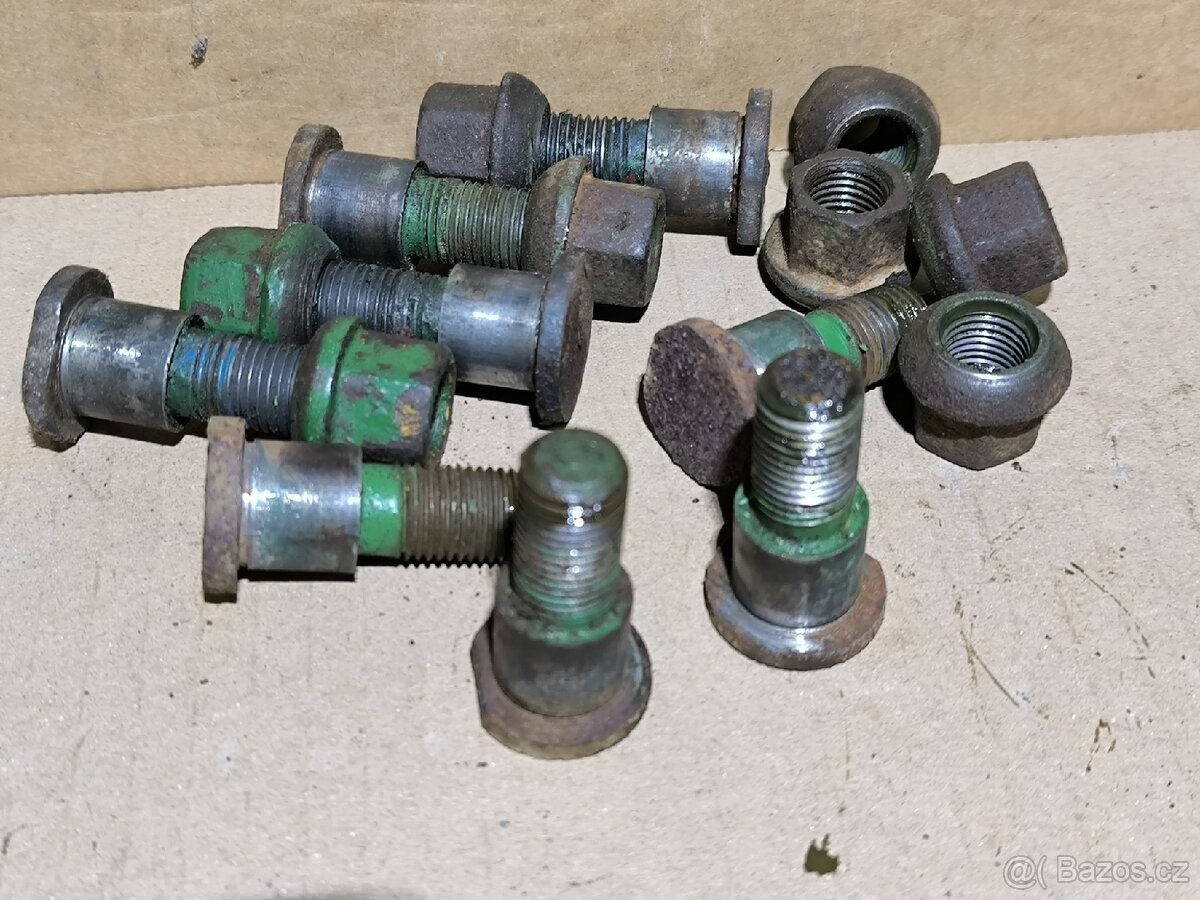 Stefty kol a matice PF 62