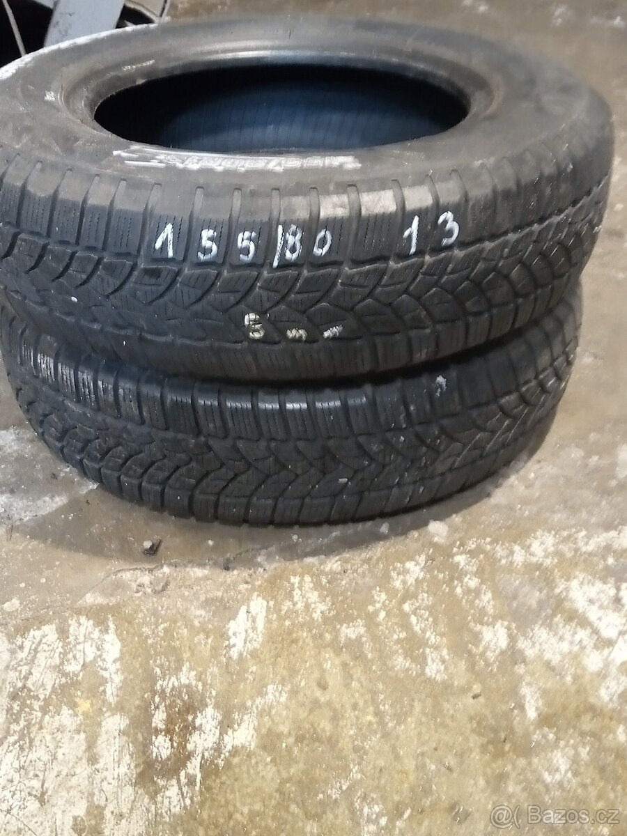 Prodám 2ks zimních pneu. 155/80 13"