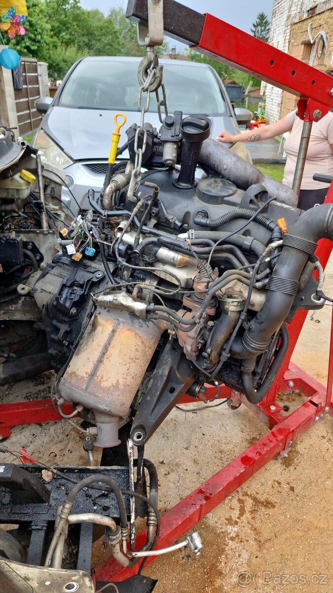 Motory 2,5 tdi TYP: AXD BPC BNZ dily z motoru