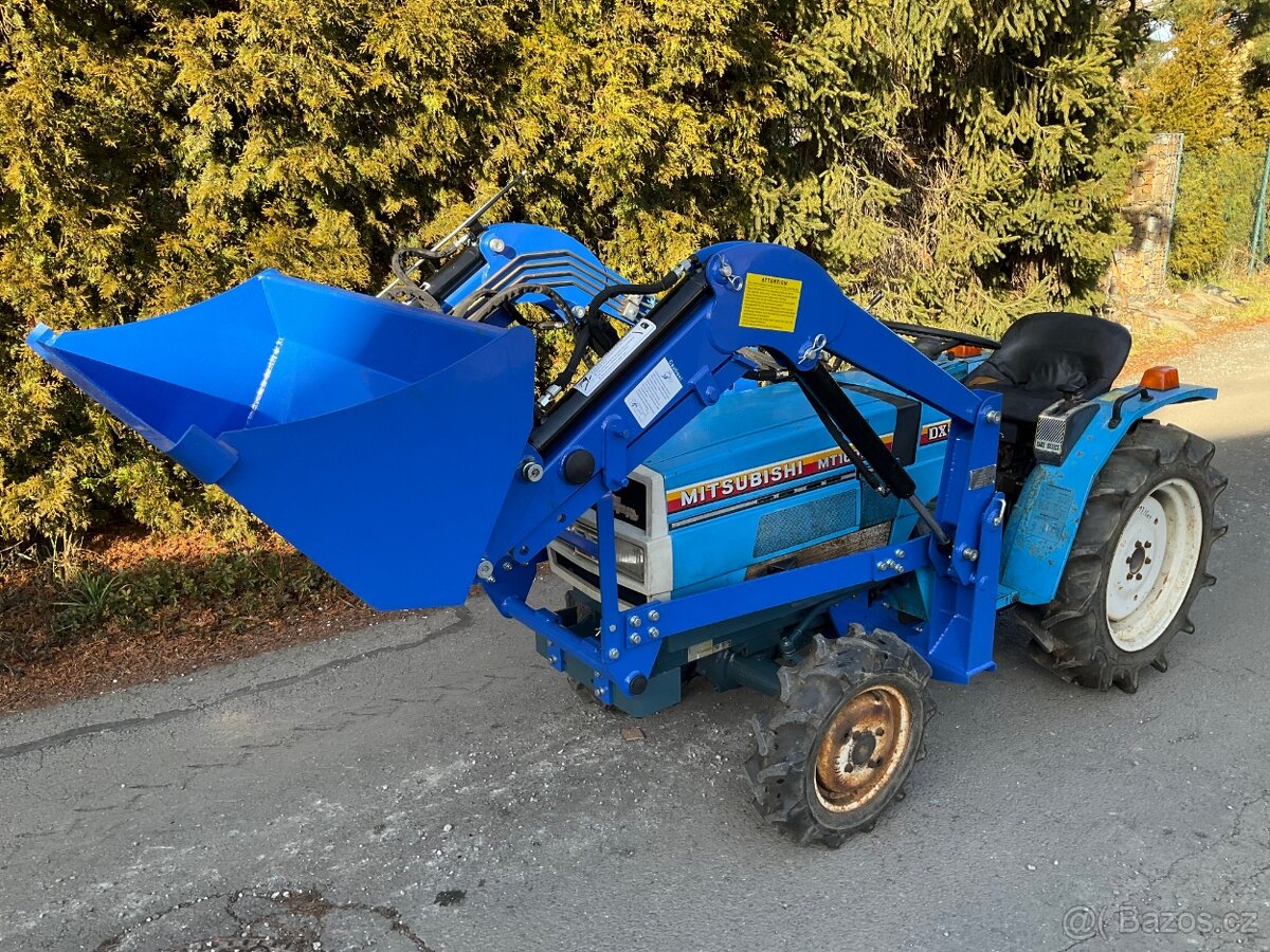 Japonský traktor Mitsubishi MT1601D + čelní nakladač