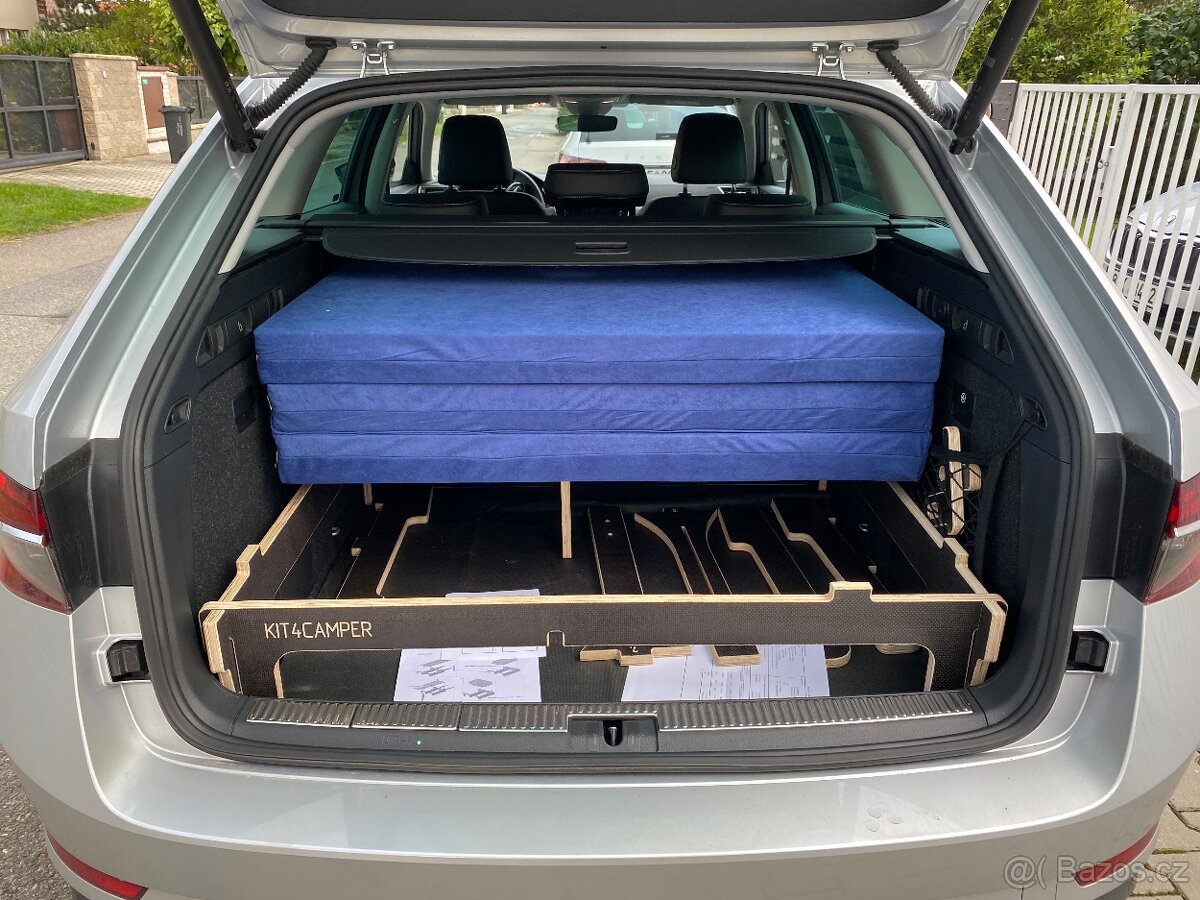 Postel do auto Škoda Superb III