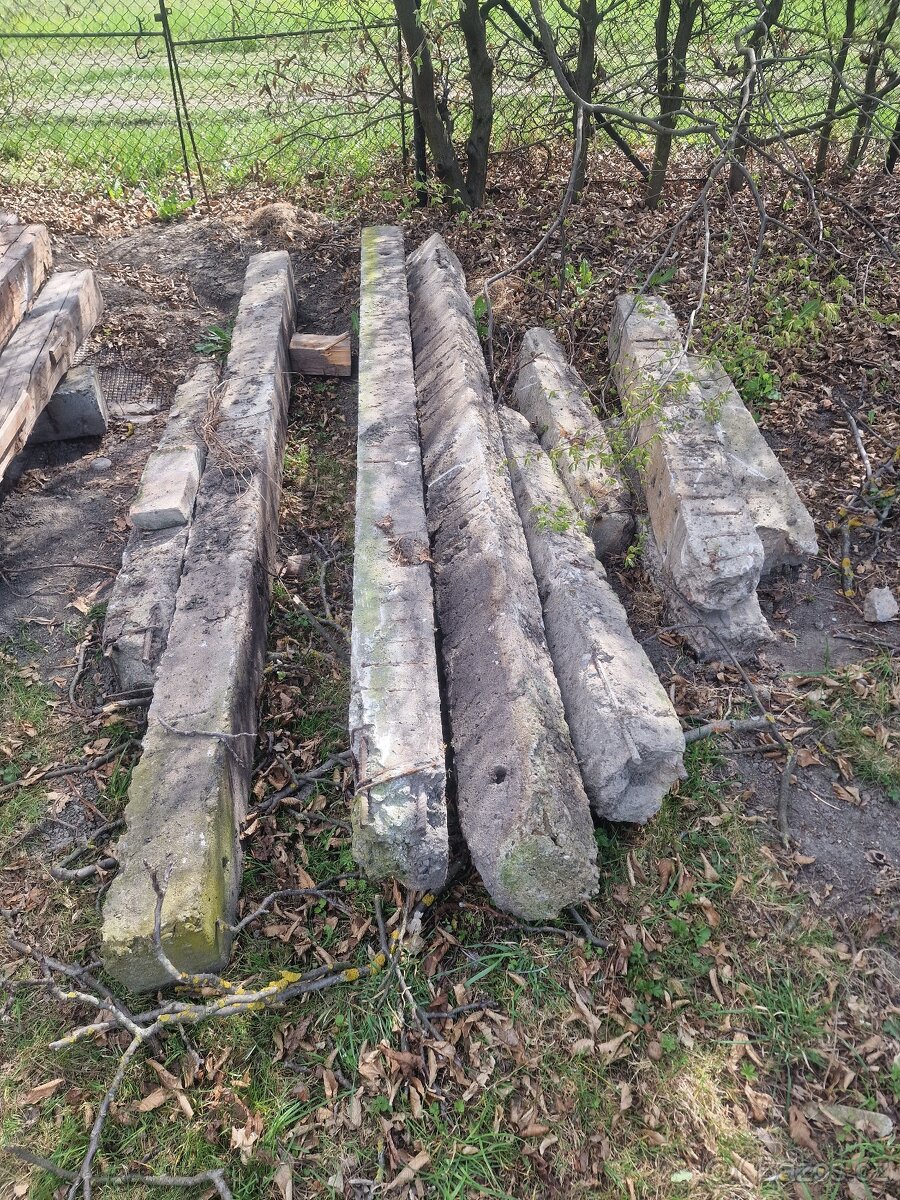 Betonove obrubniky za odvoz