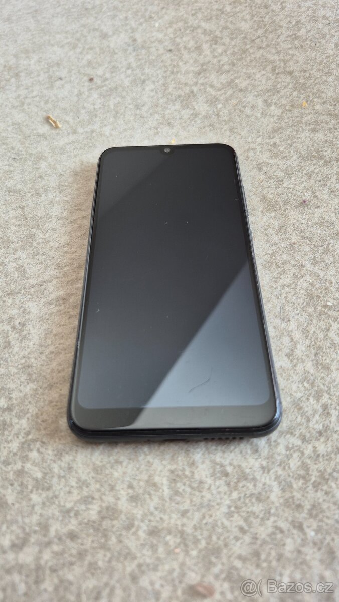 Motorola E6 plus = 64GB