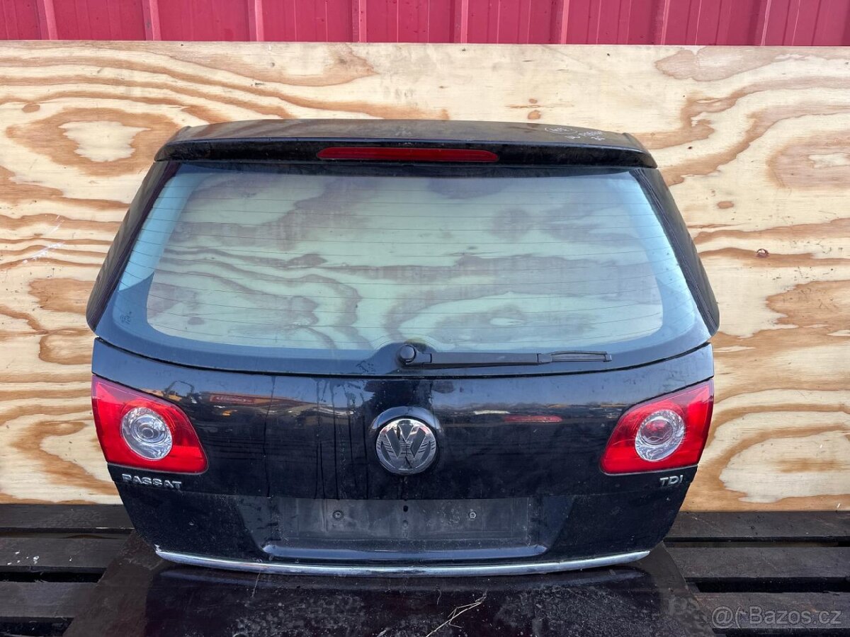 Páté dveře VW passat B6