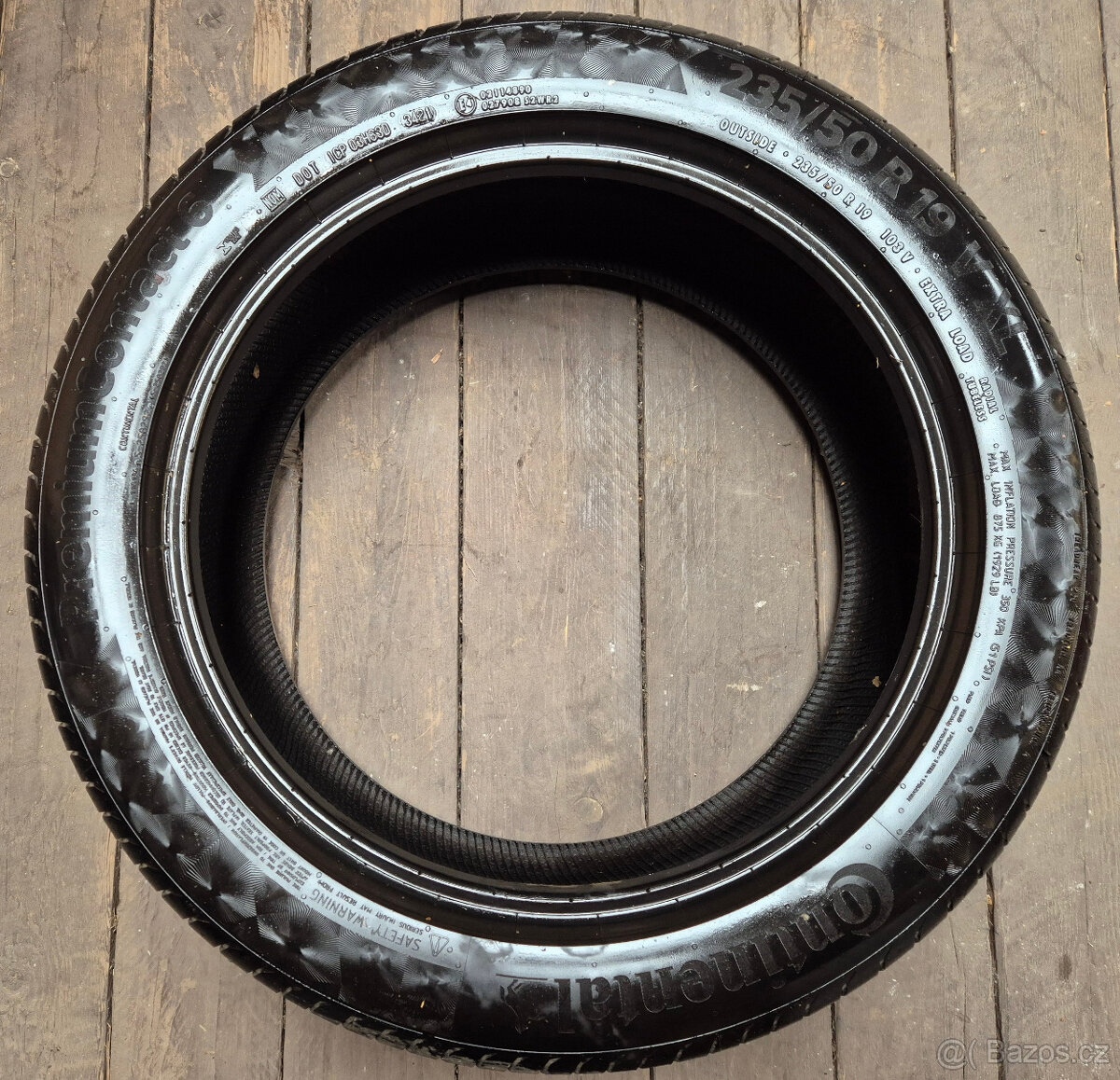 sleva Continental 235-50 V XL, Premium contact 6