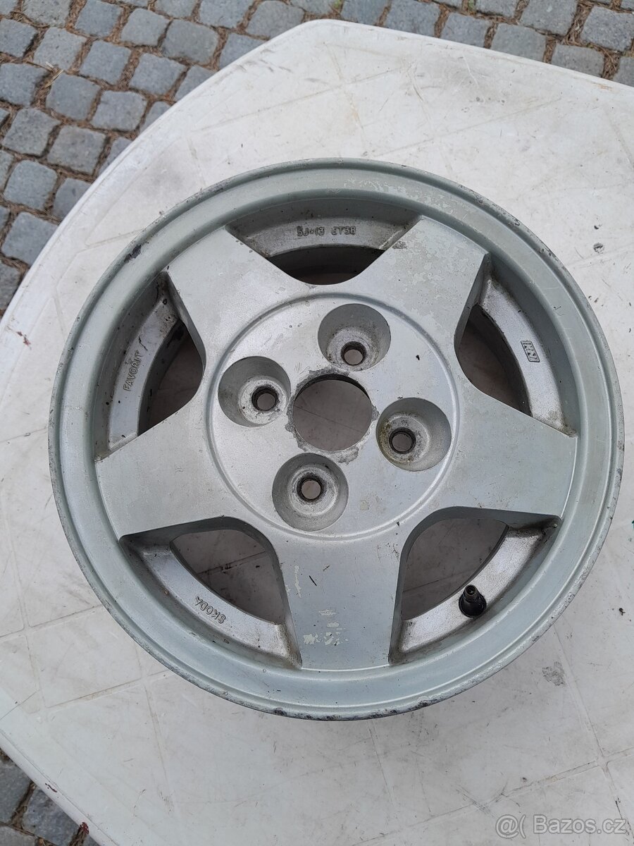 ŠKODA FAVORIT FORMAN