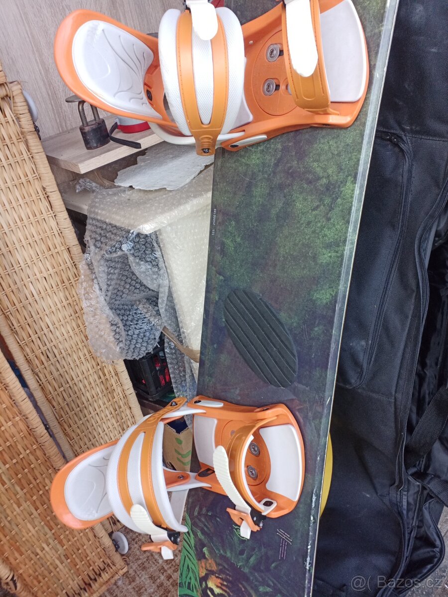 Snowboard