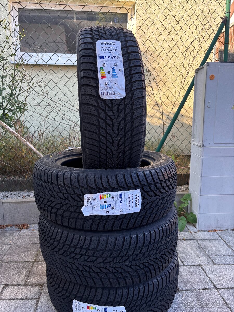 Prodám zimní pneumatiky 225/55R17 101V XL