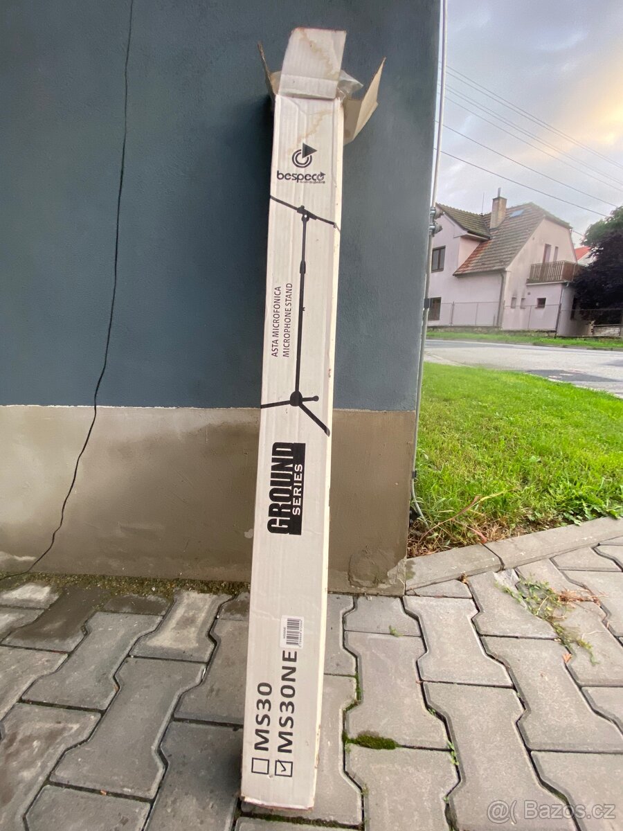 Stojan na mikrofon Bespeco MS 30 NE