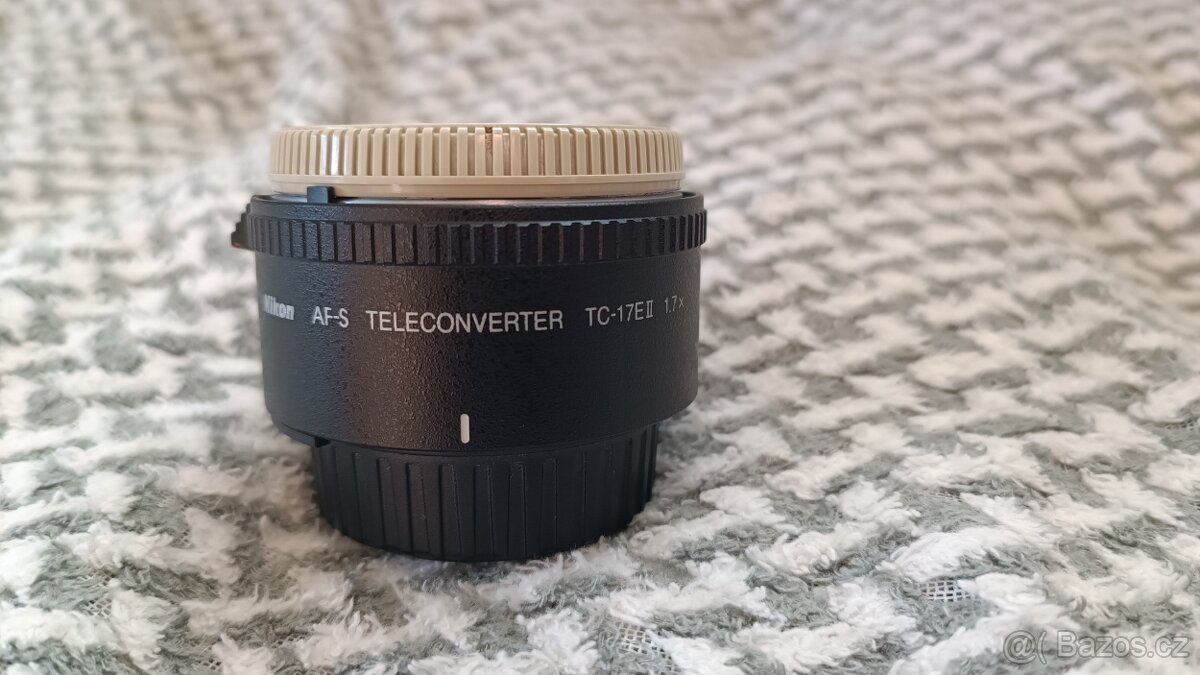 Telekonvertor TC-17EII