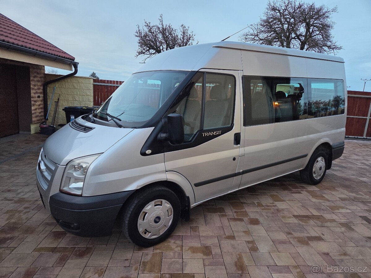 Ford Transit 2.2 TDCi FT 300 M Trend L2H2 9míst