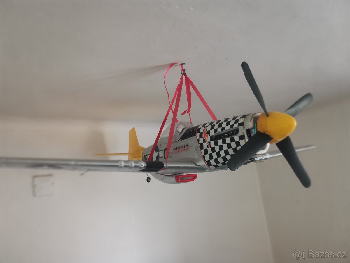 Prodám RC model letadla mustang plně vybaven