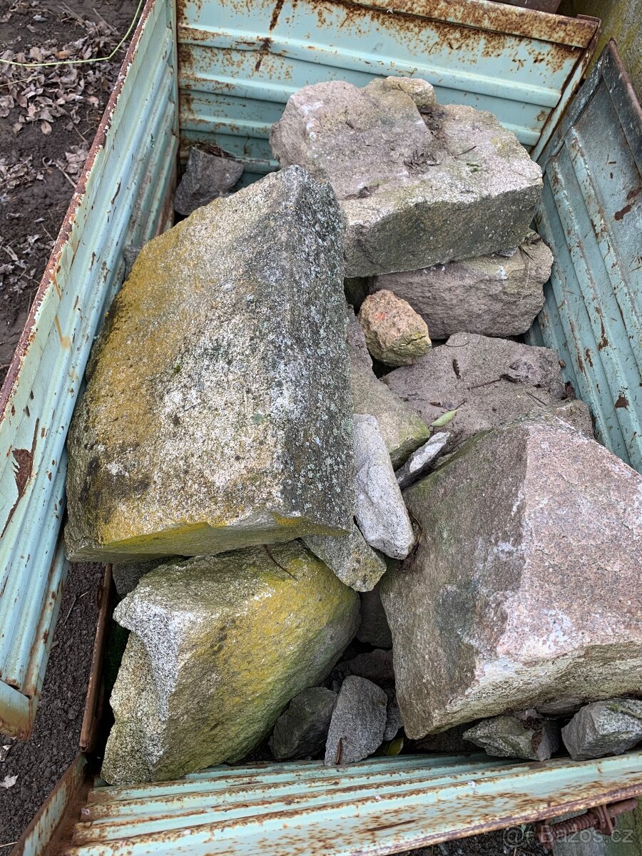 KAMENY NA ZAHRADU VELMI LEVNĚ