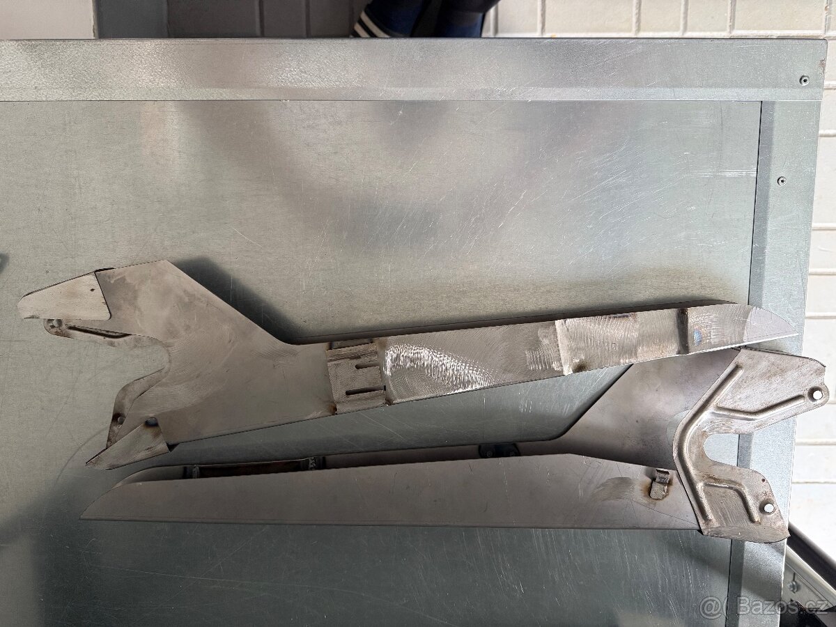 Kryt řetězu Californian 250/04