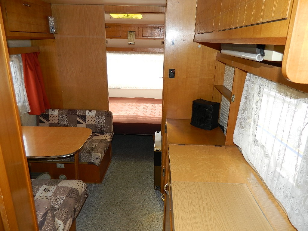 Dvouosý karavan Tabbert