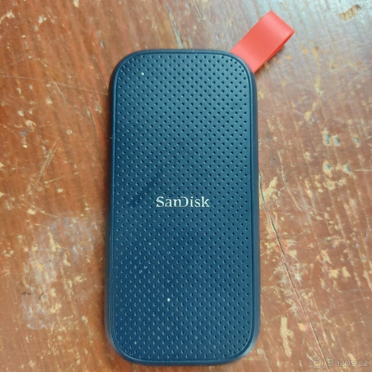 Externí SanDisk SSD 1 TB, super stav