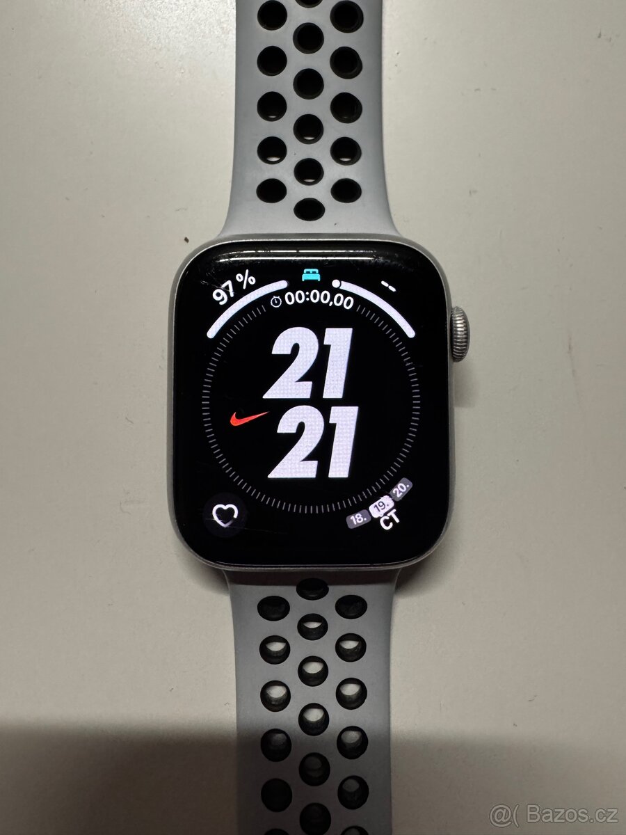 Apple Watch Nike SE 44 mm