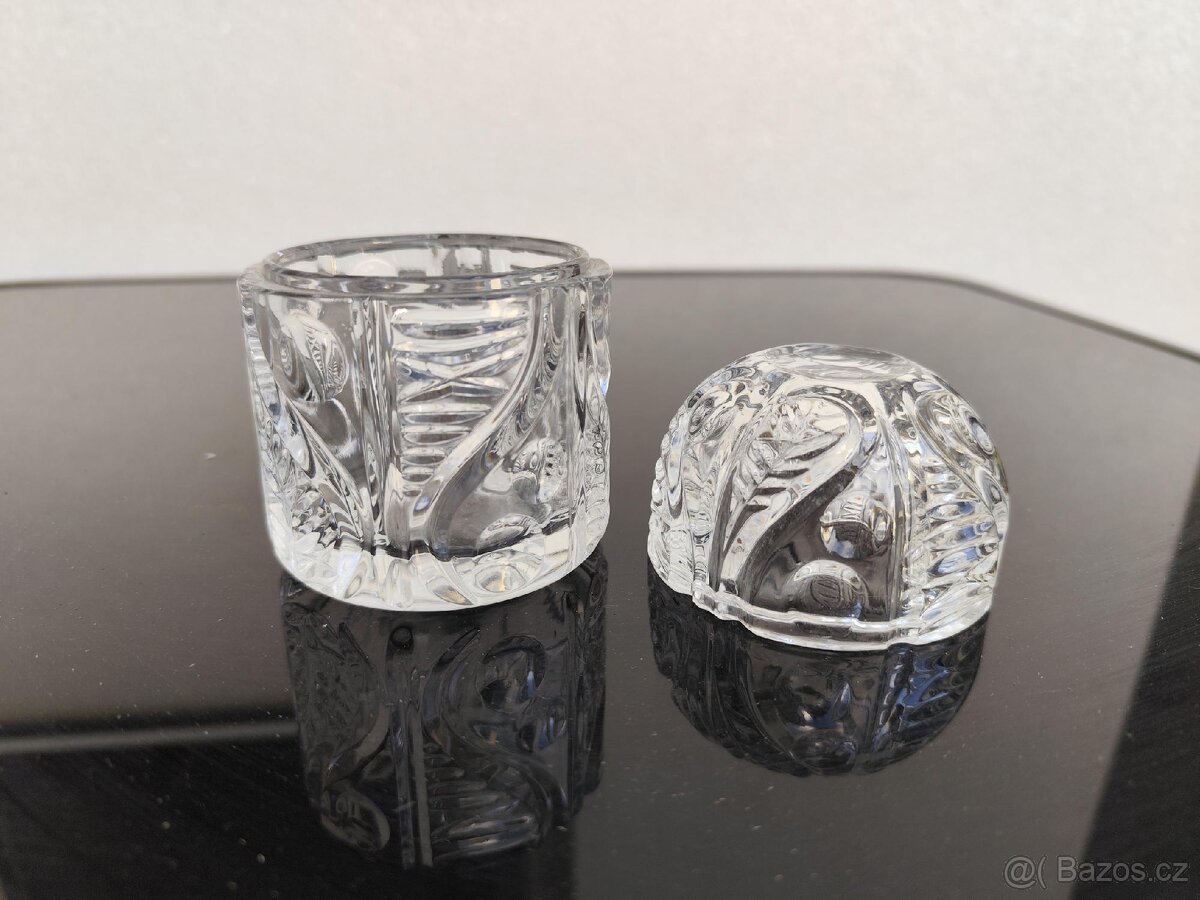 DÓZA Z BROUŠENÉHO SKLA