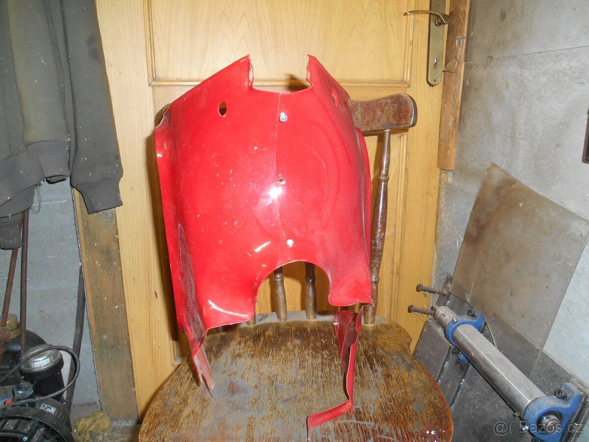 podsedlové plechy jawa 250