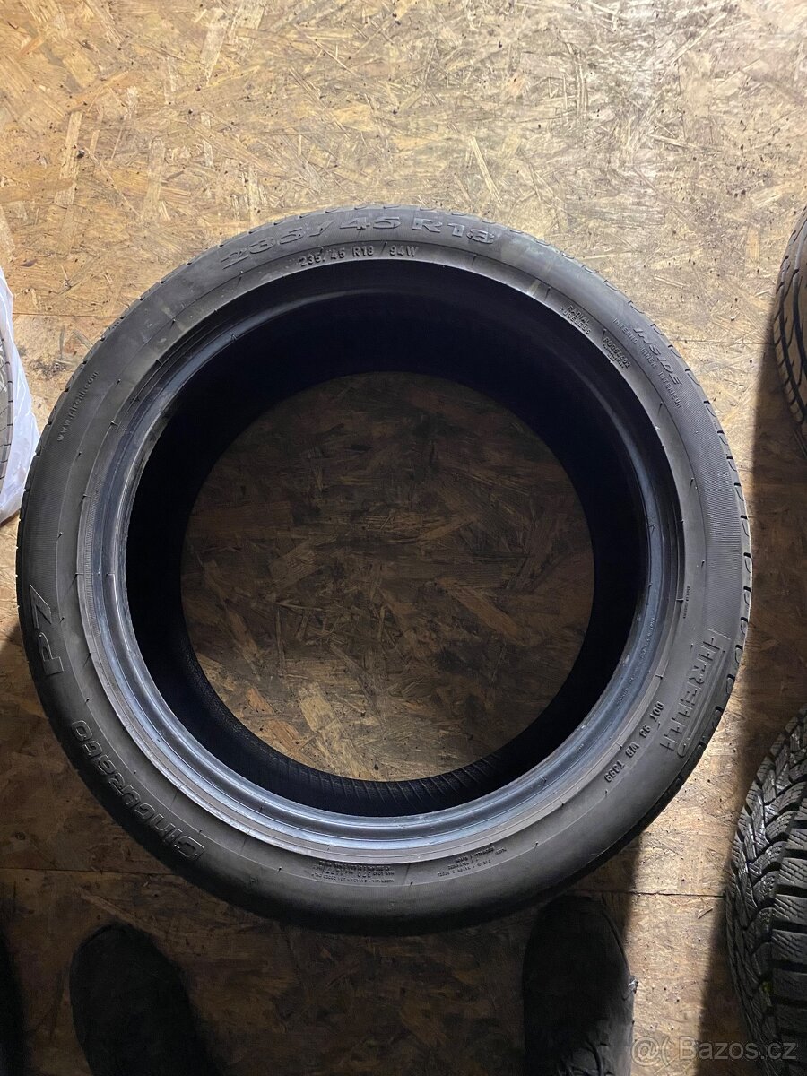 Letní pneu Pirelli 235/45 R18