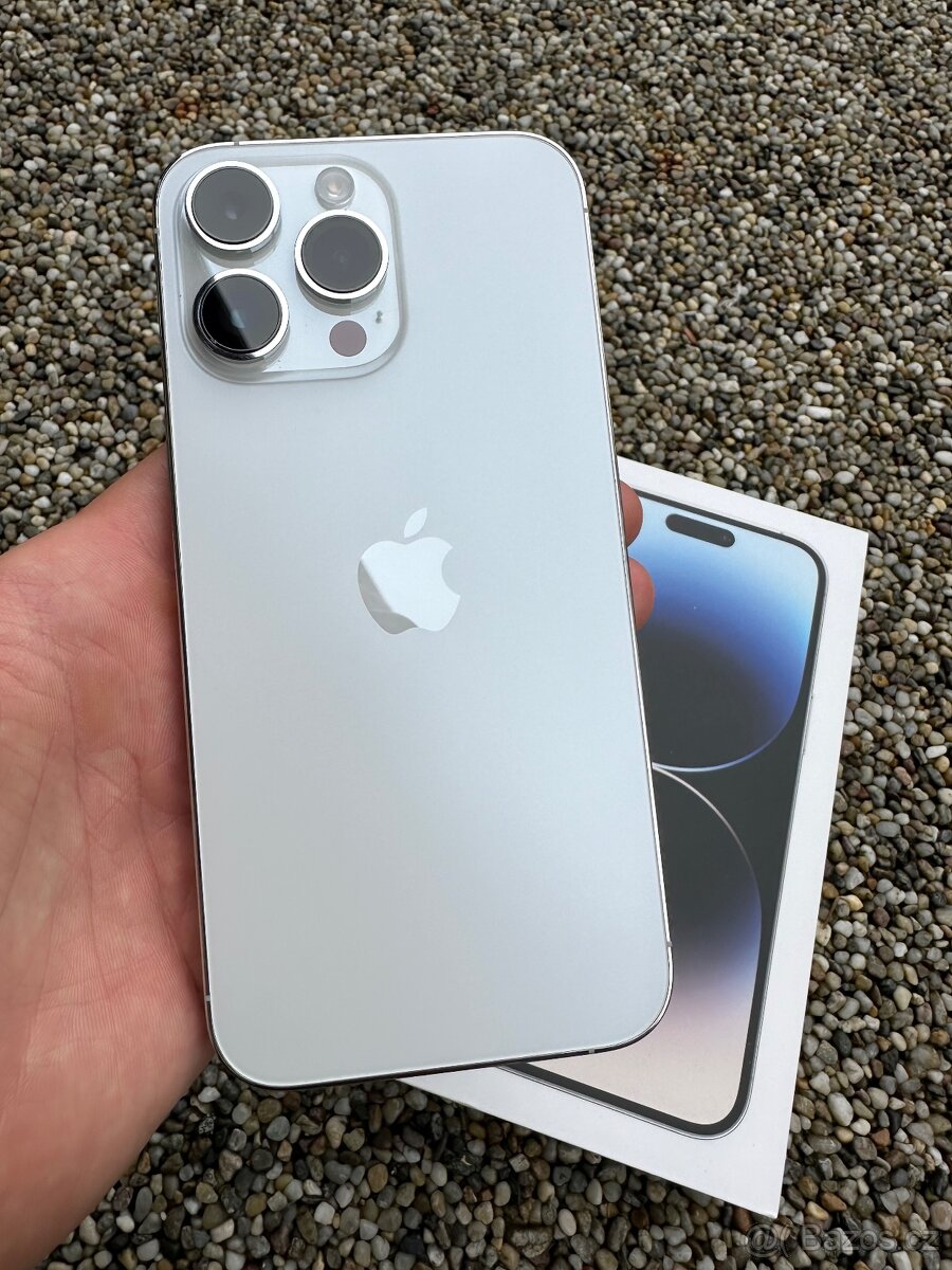 iPhone 14 pro max - baterie 93%