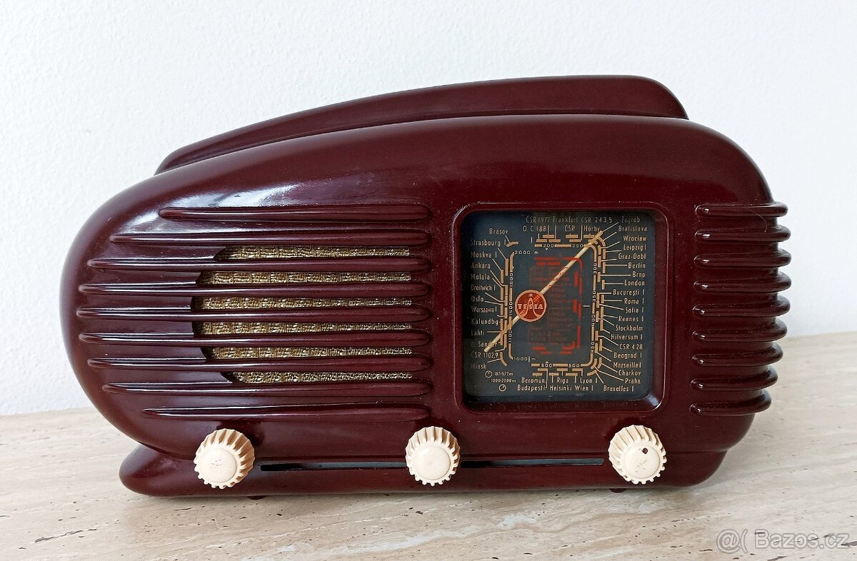 Krásné starožitné rádio Tesla Talisman 308U, top stav