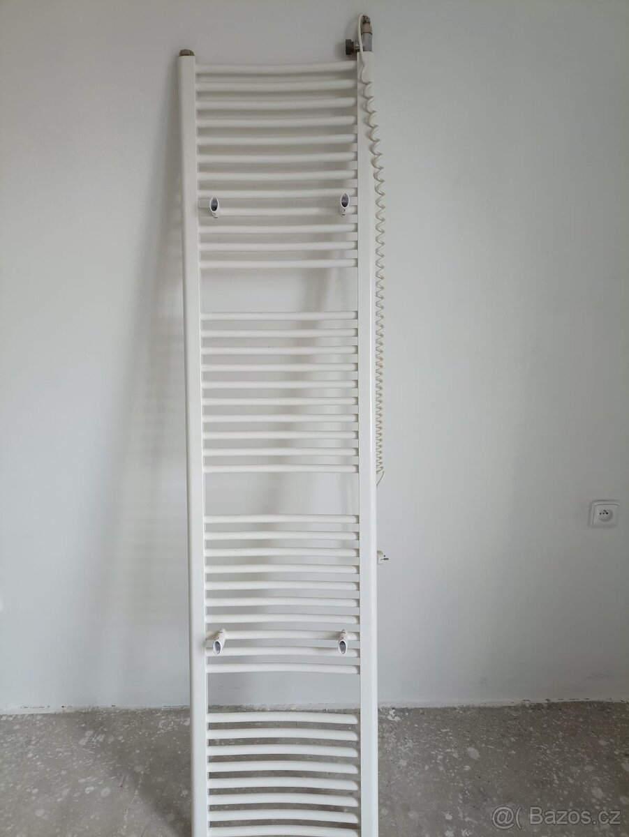 Koupelnový žebřík 45x185