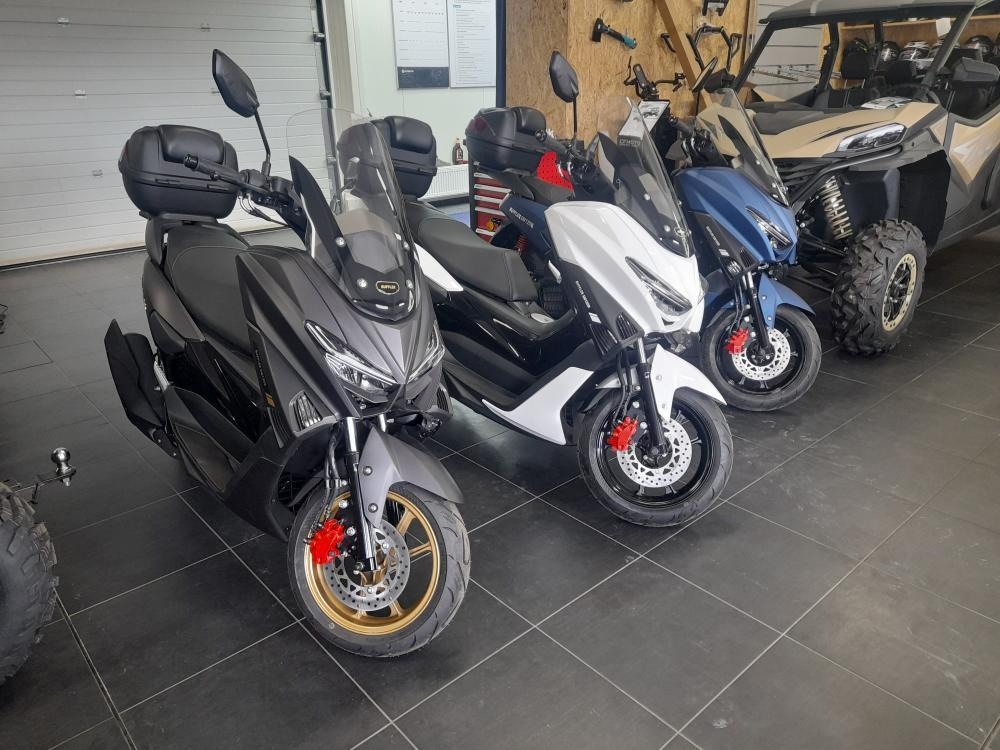 Skútr BUFFLER SM125R (EURO 5)