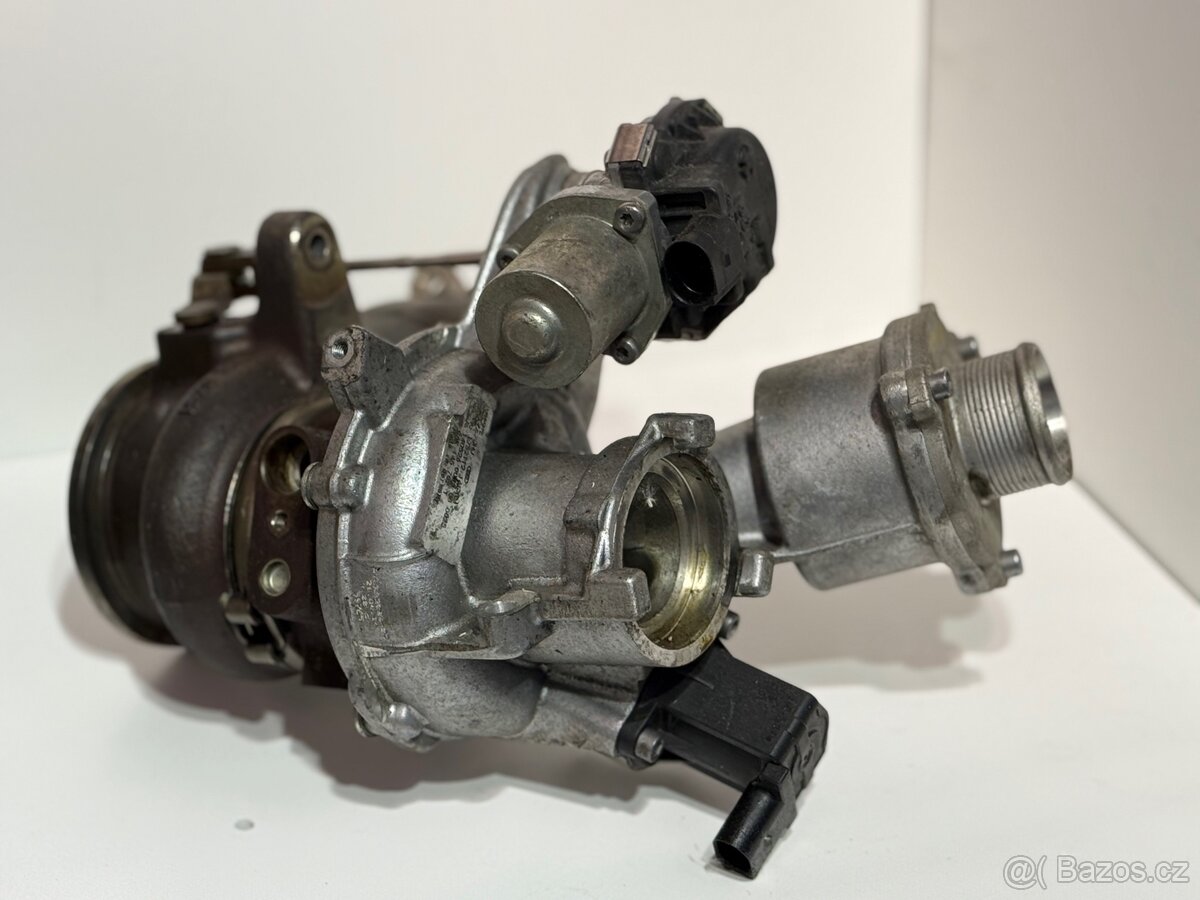 Turbo is 20 Skoda octavia rs 2.0tsi 3gen poškozené